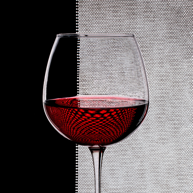Resveratrol und Longevity: Wie der Pflanzenstoff die Langlebigkeit beeinflussen kann
