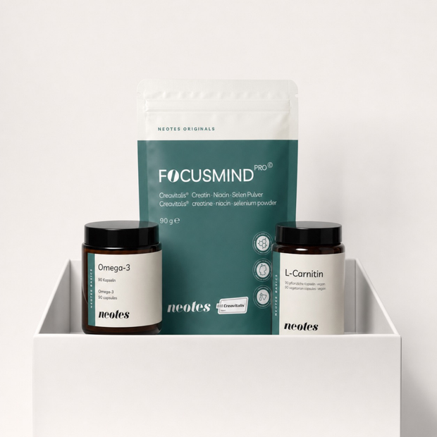 Focus Bundle von neotes mit FocusMind, Omega-3 und L-Carnitin in geöffneter Geschenkbox