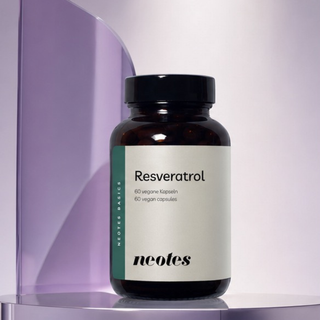 neotes resveratrol capsules as a packshot against a purple background